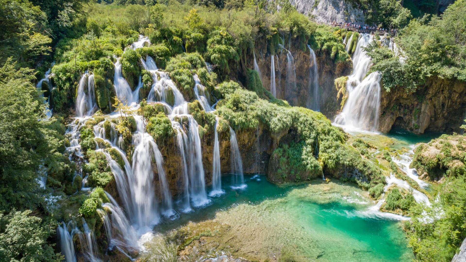 Plitvice Lakes - one day bus excursion and Zadar Old Town Tour